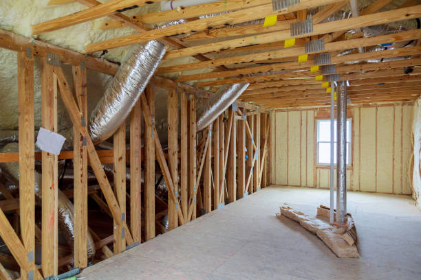 Best Spray Foam Insulation  in Calvert, TX